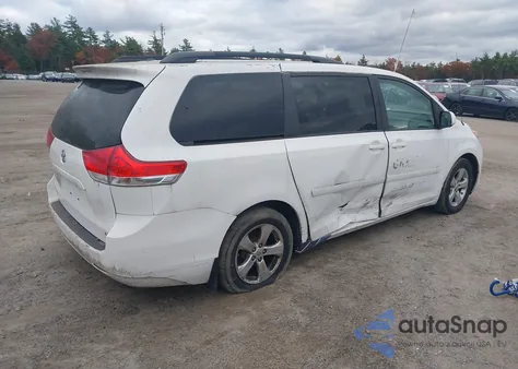2014 Toyota Sienna Le V6 8 Passenger из США, поврежденный, VIN 5TDKK3DC0ES496382